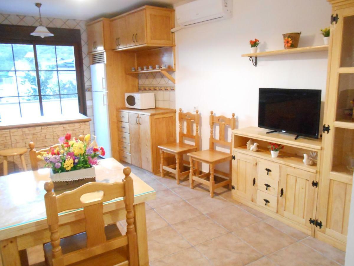 Apartament El Portal Viejo Cabezuela Del Valle Zewnętrze zdjęcie