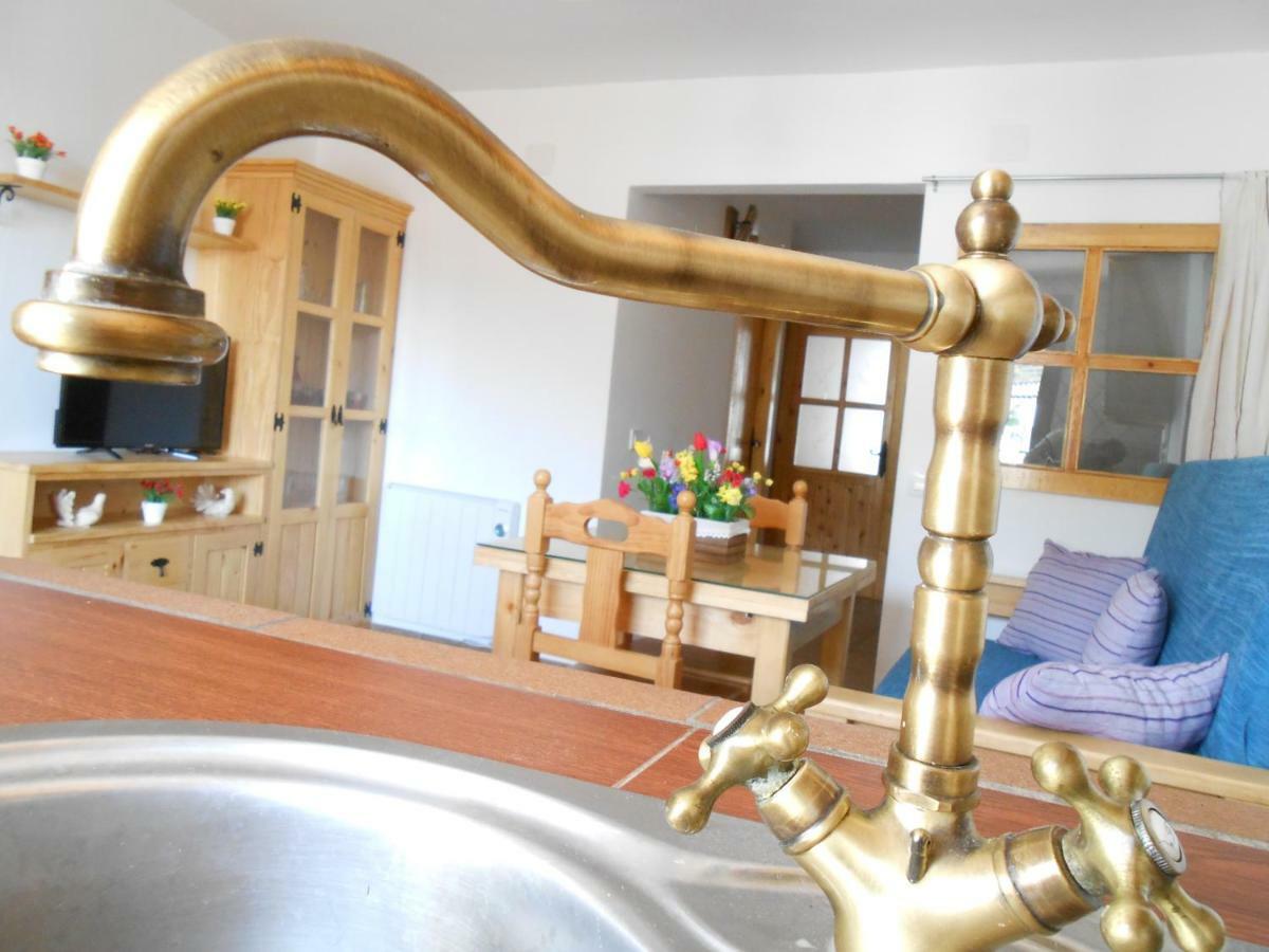 Apartament El Portal Viejo Cabezuela Del Valle Zewnętrze zdjęcie