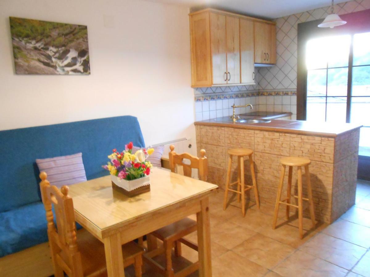 Apartament El Portal Viejo Cabezuela Del Valle Zewnętrze zdjęcie